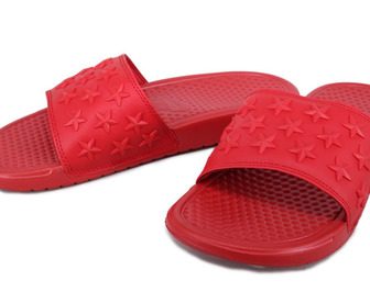 6月26日発売予定 直 NIKE BENASSI JDI QS INDEPENDENCE DAY