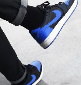 画像追記 10月7日発売予定 Air Jordan1 Retro Low OG “Royal”