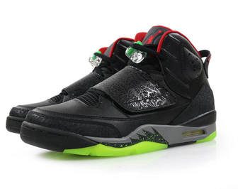 8月12日発売 直 Nike Air Jordan Son Of Mars Yeezy Black