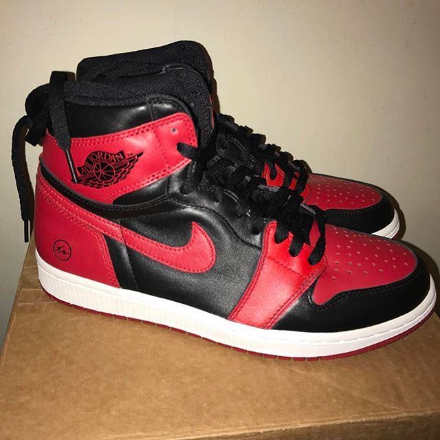 噂の FRAGMENT DESIGN x AIR JORDAN 1 “BRED”真偽はいかに