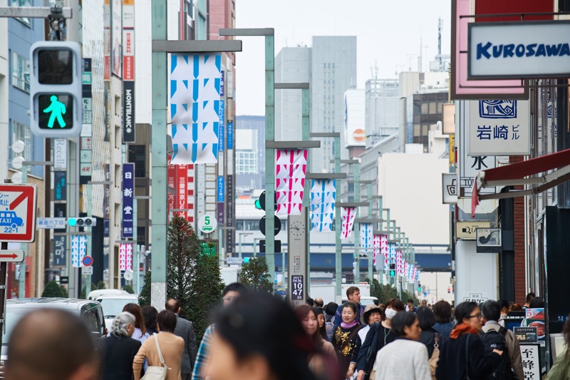 4月2日〜GINZA SIX 1周年記念イベント 中央通りをアートジャック