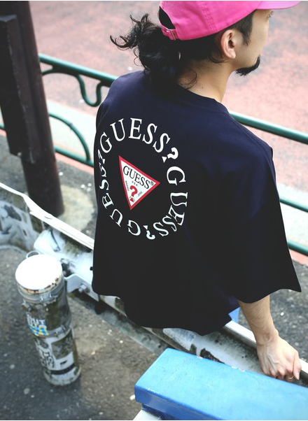 予約受付開始 Guess × FREAK’S STORE/スーパービッグシルエット サークルロゴ 半袖 Tシャツ
