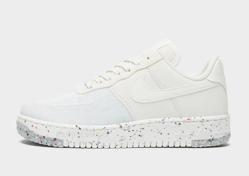 SPACE HIPPIE NIKE AIR FORCE 1 LOW リーク
