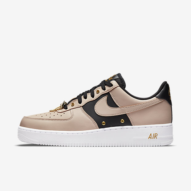 NIKE AIR FORCE 1 GOLD BLING