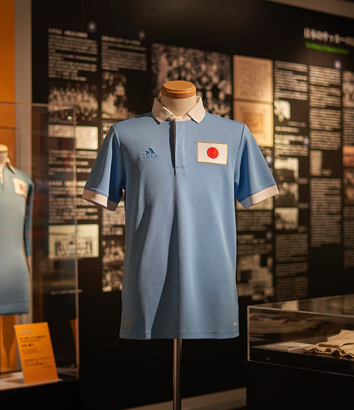 再販情報 サッカー日本代表 100周年 2020ユニフォーム