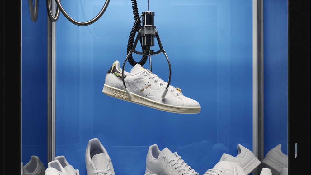抽選受付中 11月18日発売 A BATHING APE x adidas Originals “Stan Smith BAPE®︎”