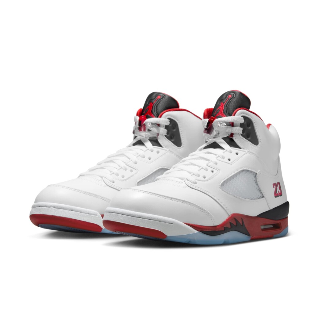 Air Jordan 5 ホワイト/レッド/ブラック NIKE AIR JORDAN 5 FIRE RED BLACK TONGUE 9月13日発売予定