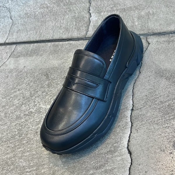 予約 BEAMS オリジナル スニーカー ローファー 11月発売予定