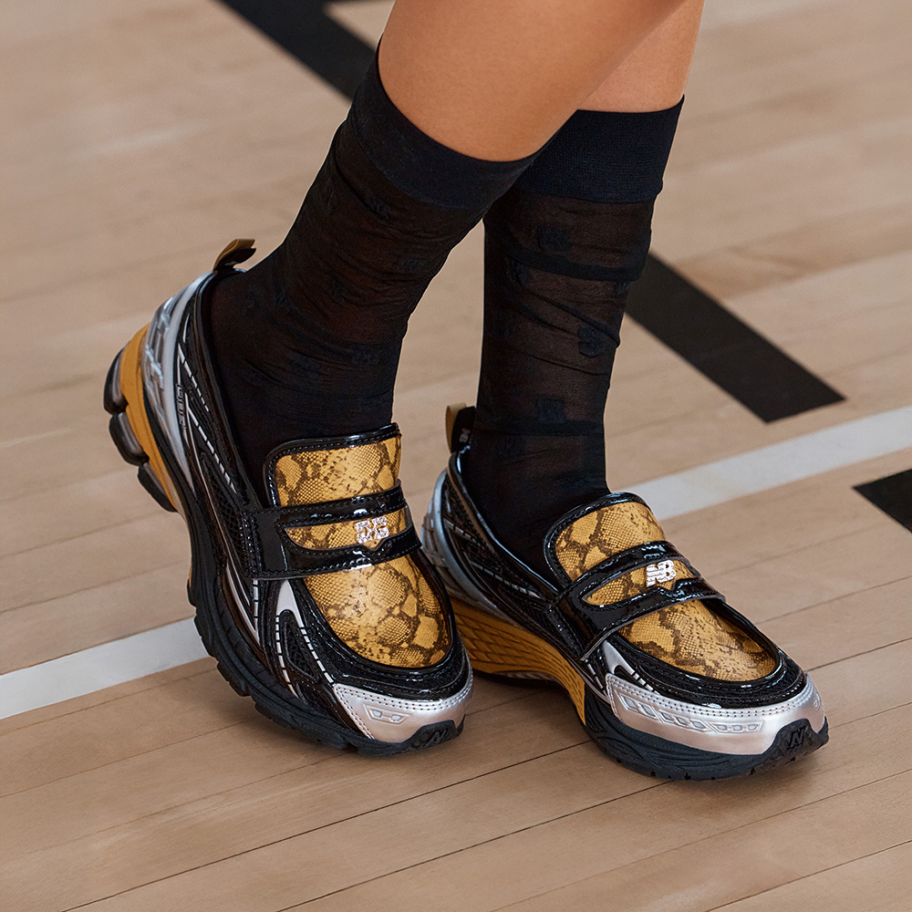 GANNI × NEW BALANCE 1906L U1906LGA SNAKE 国内10月24日発売