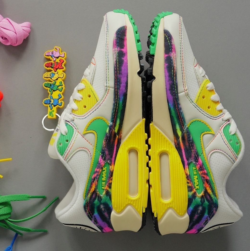 GRATEFUL DEAD × UNIVERSITY OF OREGON × NIKE AIR MAX 90 海外10月24日発売予定