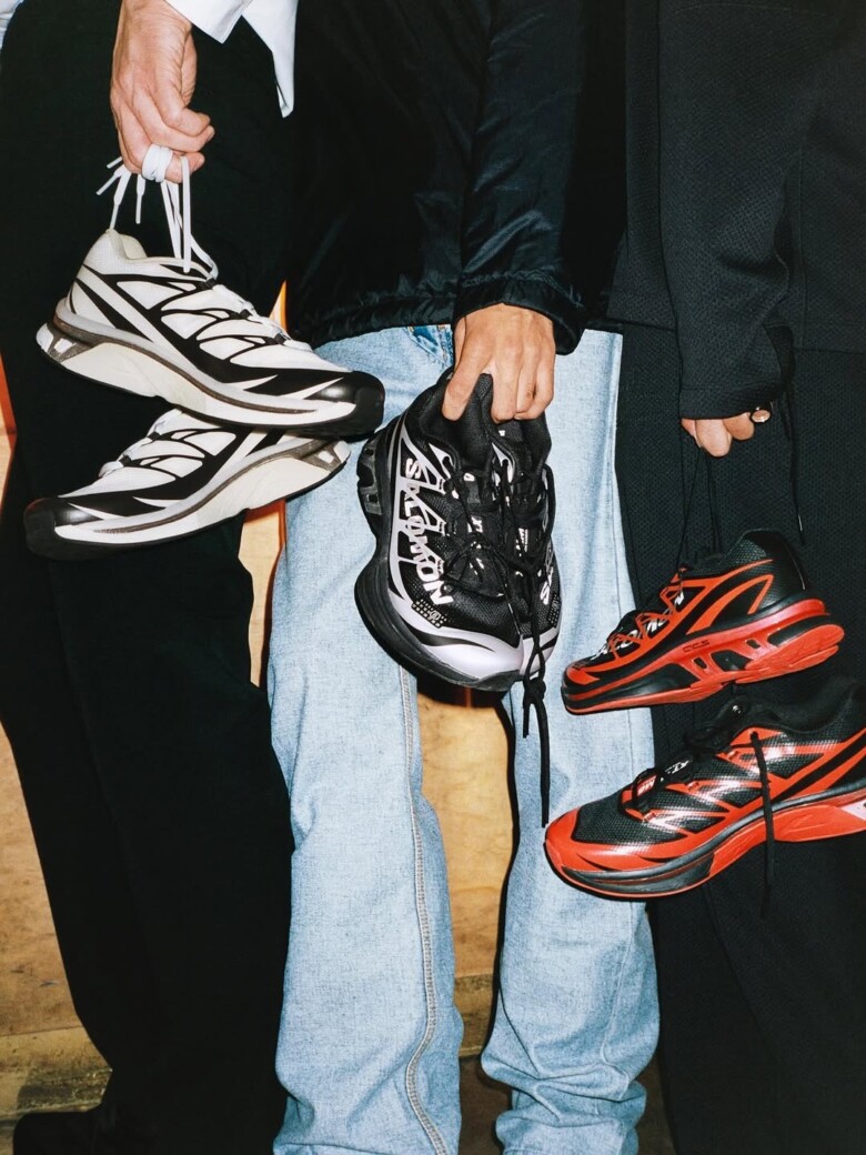 SNEAKER HACK – NIKE AIR JORDAN,DUNK,ADIDAS,NEW BALANCE等の