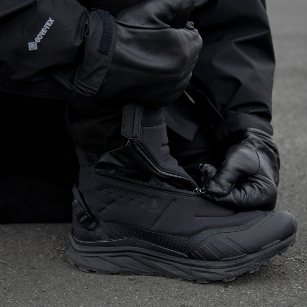 THE NORTH FACE GORE- TEX 搭載新スニーカー 11月7日発売