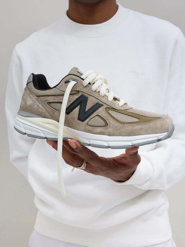 JJJJound × NEW BALANCE 990v4 12月12日予約受付開始 2026年秋発売